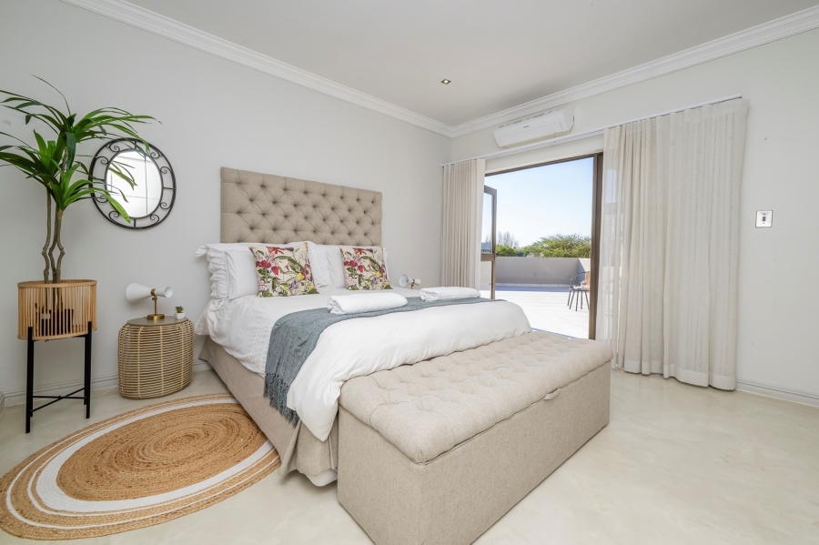 4 Bedroom Property for Sale in Graanendal Western Cape